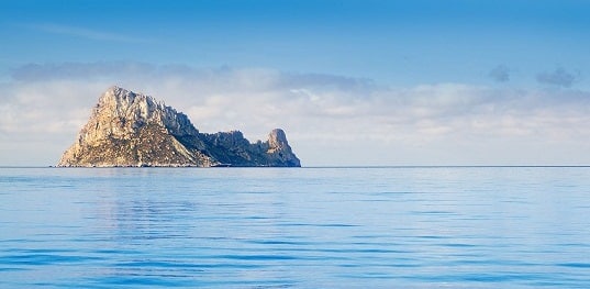 plage d'en bossa ibiza espagne mer bleu