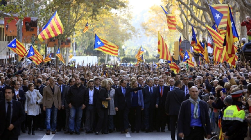 Affaire de corruption au port de Barcelone, des proches d'Artur Mas arrêtés 6 artur mas manifestation