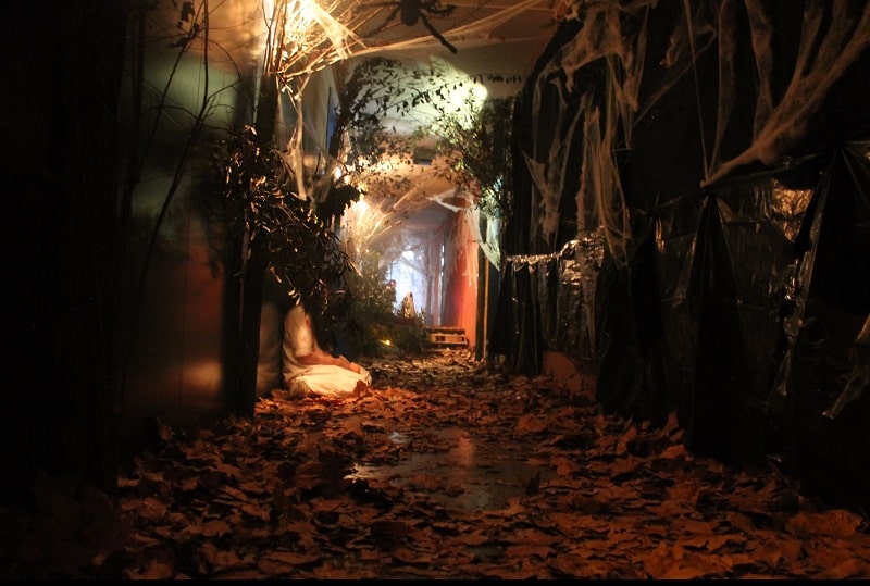 tunnel halloween