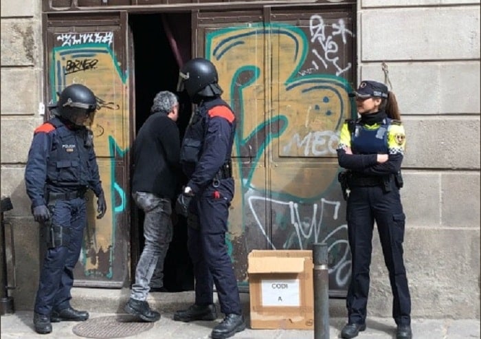 mossos intervention