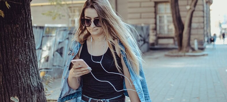 5 podcasts francophones pour expatriés du monde entier 9 podcasts expatriés barcelone