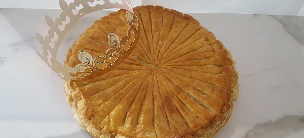 Epiphanie: pourquoi cache-t-on une fève dans la galette des rois? - La Libre