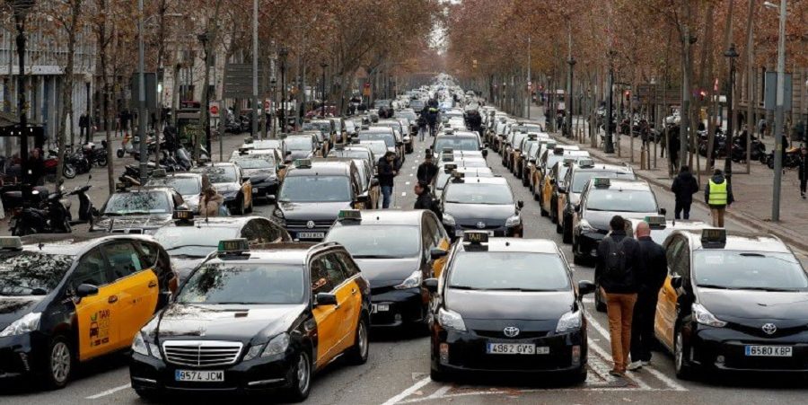 Fin de la grève des taxis de Barcelone — Catalogne Fin de la grève des taxis de Barcelone — Catalogne