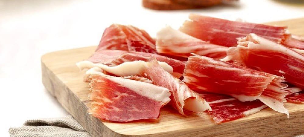 Pourquoi l'appelle-t-on jambon serrano?