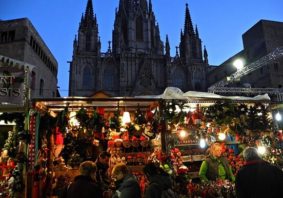 Barcelone maintient ses marchés de Noël 5 cathédrale noel barcelone