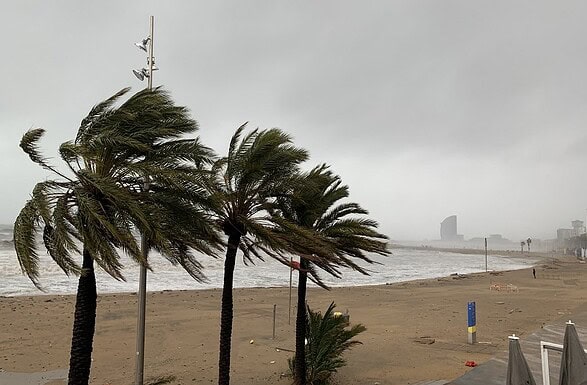 Une nouvelle tempête arrive sur Barcelone 1 tempête à Barcelone