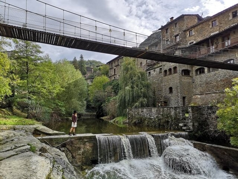 village visiter rupit catalogne