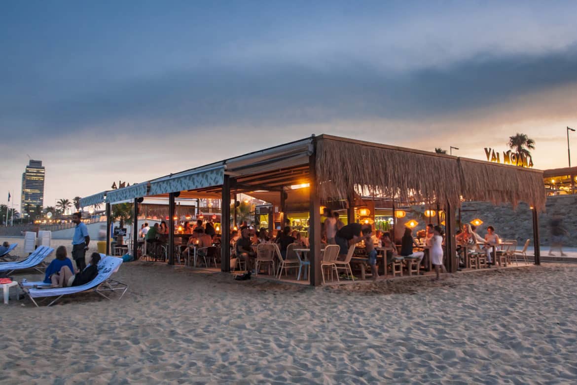 Les 4 clubs de plages de Barcelone incontournables