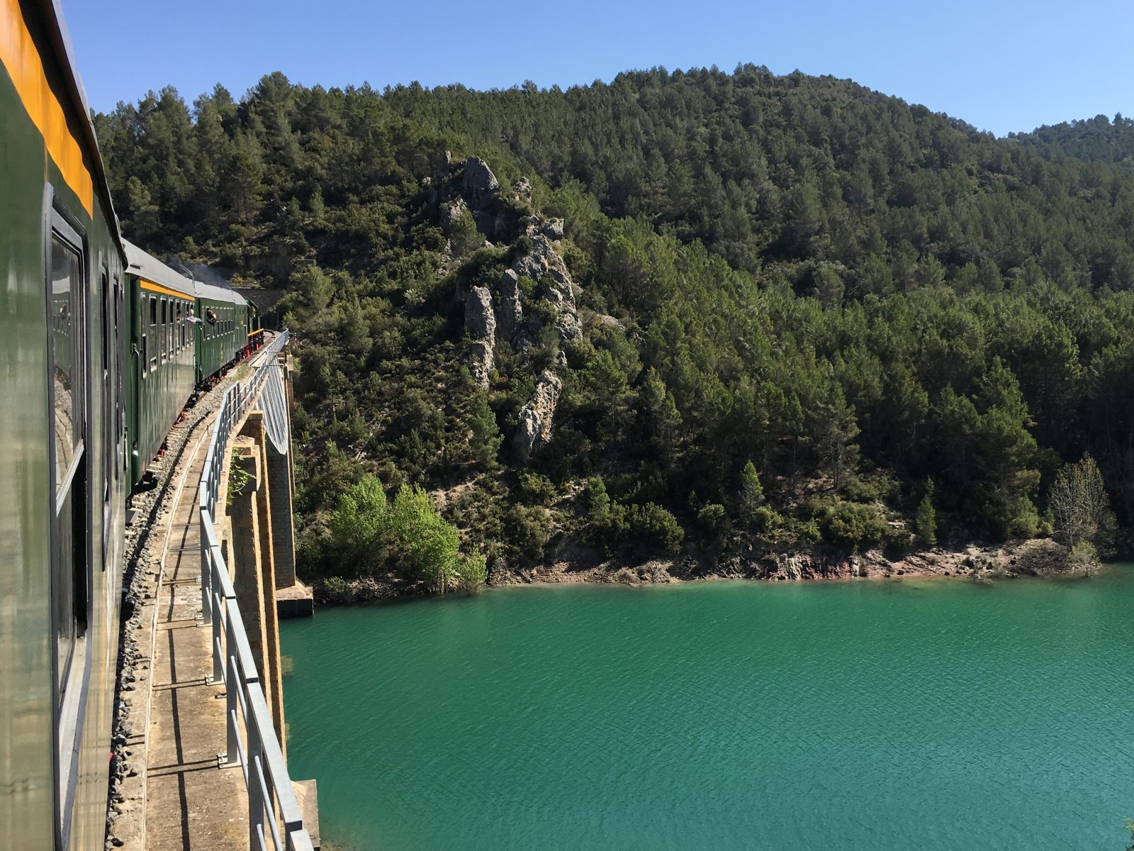 train des lacs Catalogne