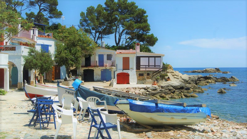 Plage Costa Brava Cala SAlguer tourisme paysage nature mer bateaux peche village Photo