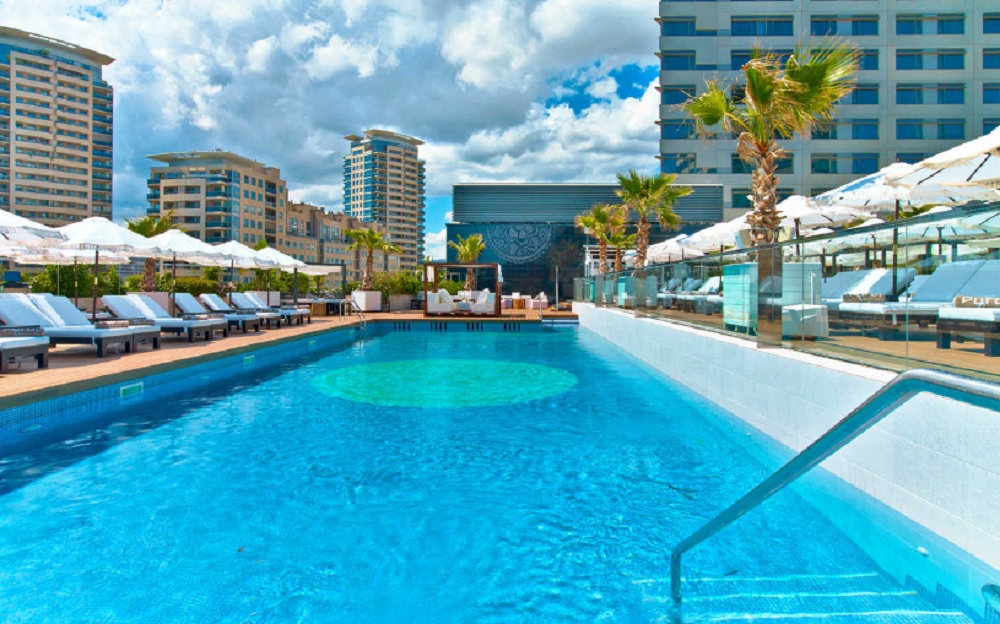 piscine du Hilton barcelone