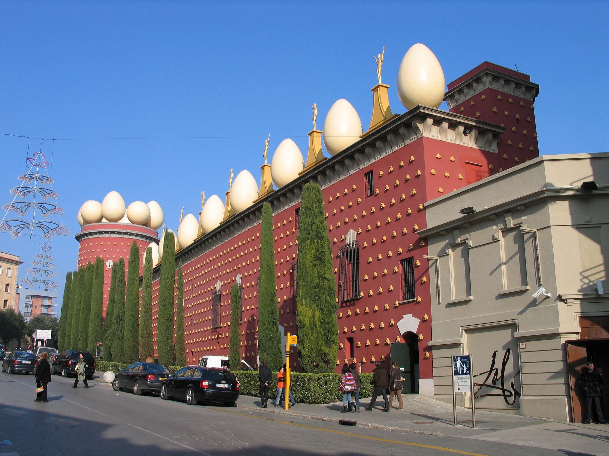 20061227 Figueres Teatre Museu Dali MQ scaled