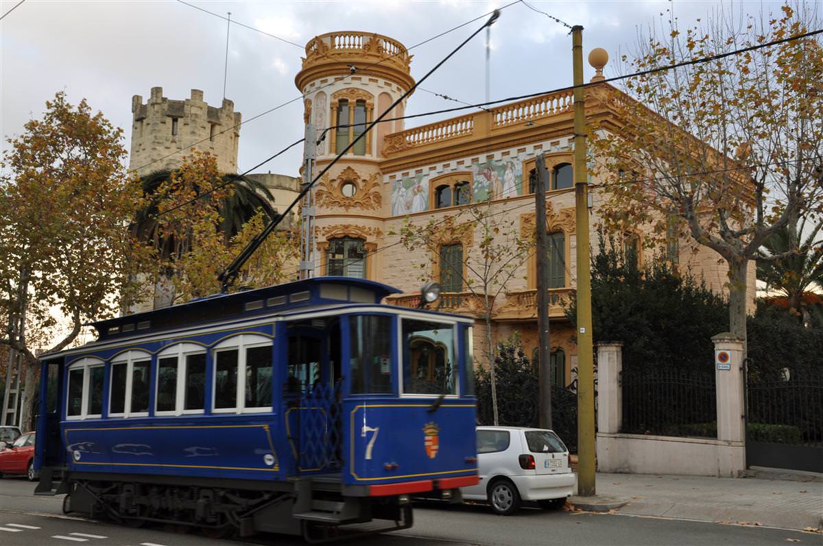 Tibidabo y barrios altos 13