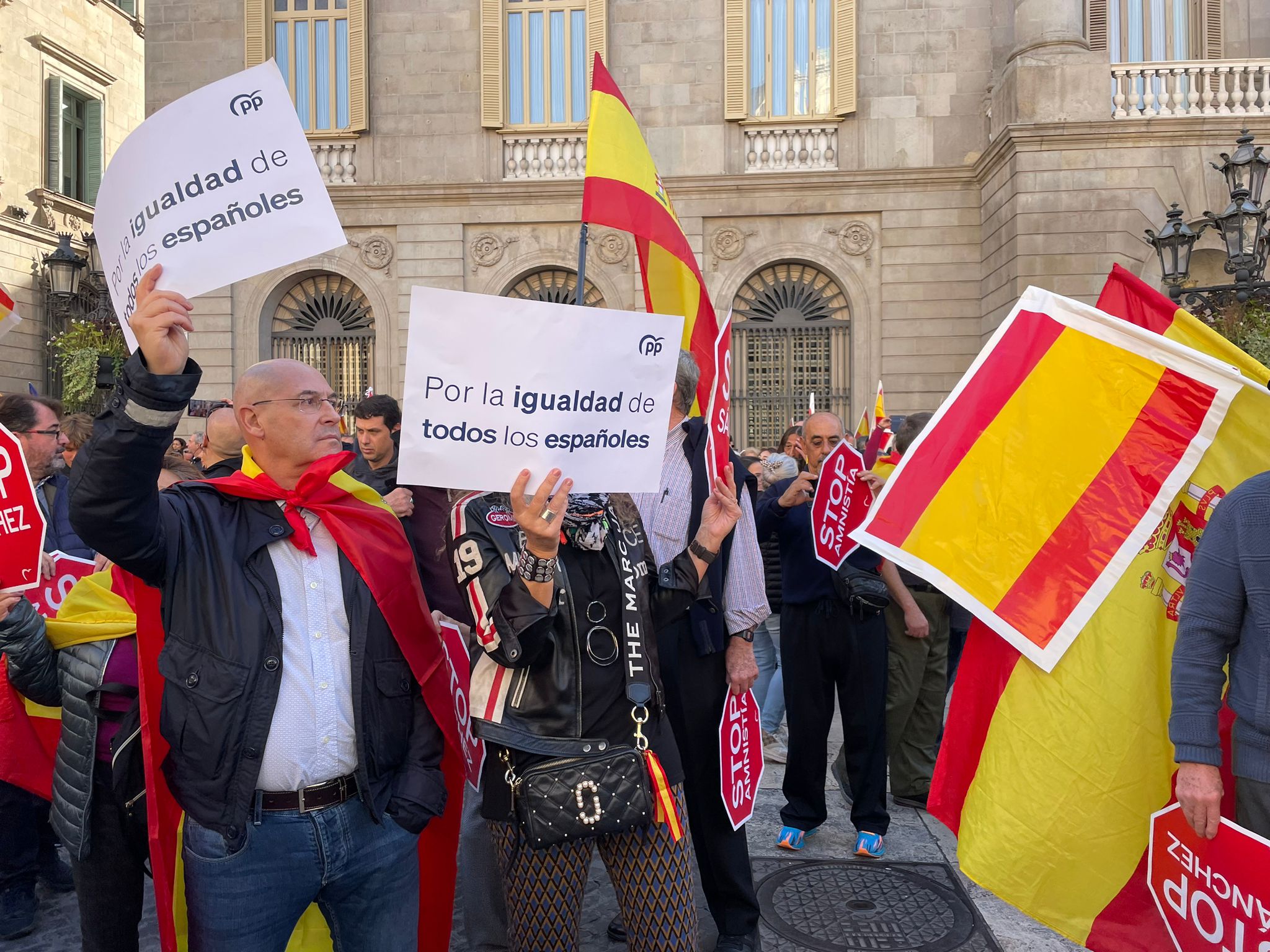 manifestation contre loi d'amnistie barcelone
