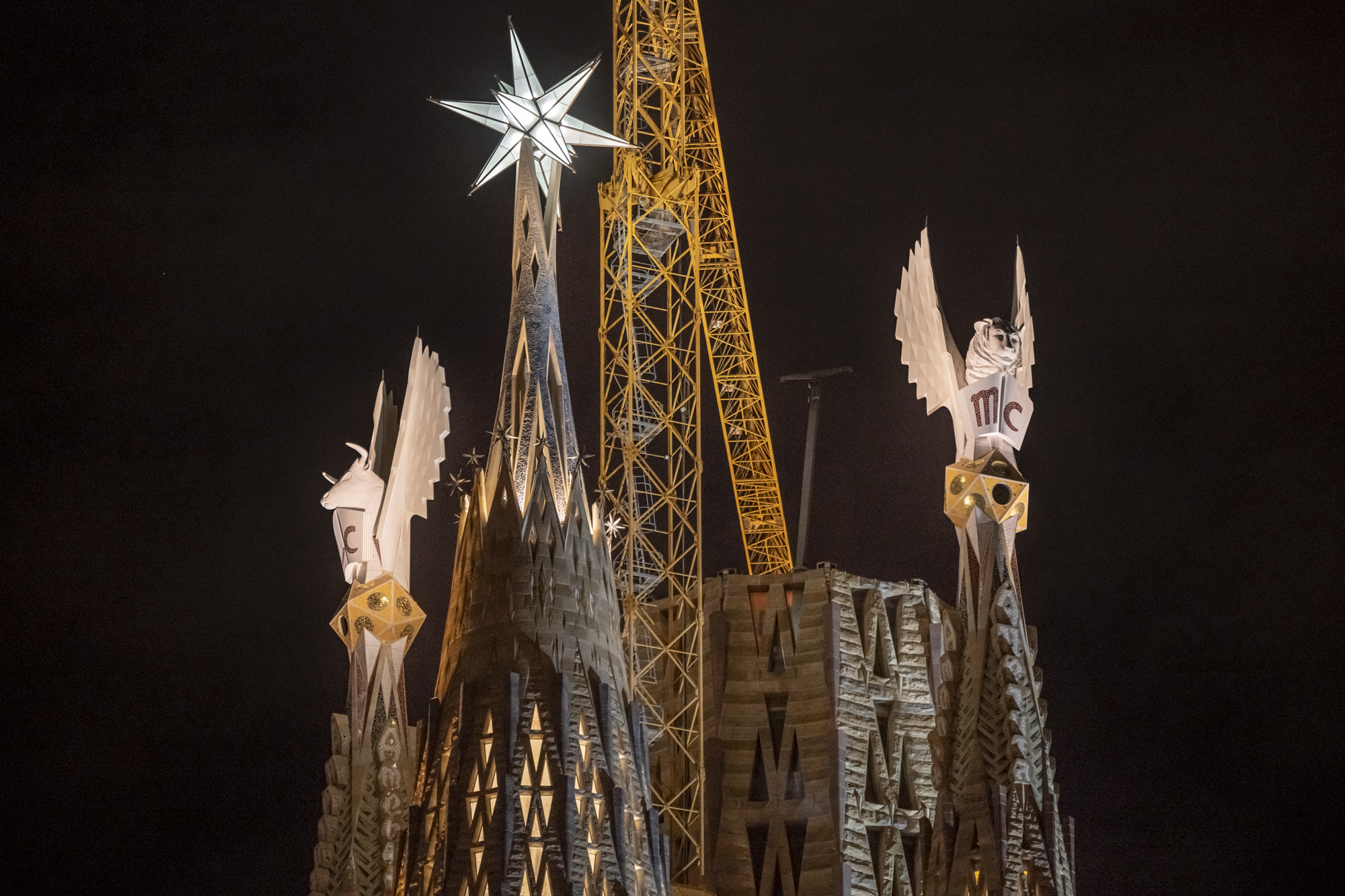 Sagrada Familia Barcelone terminée tours évangélistes