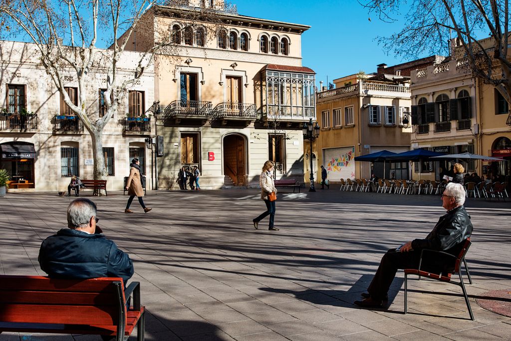 personne âgée les corts