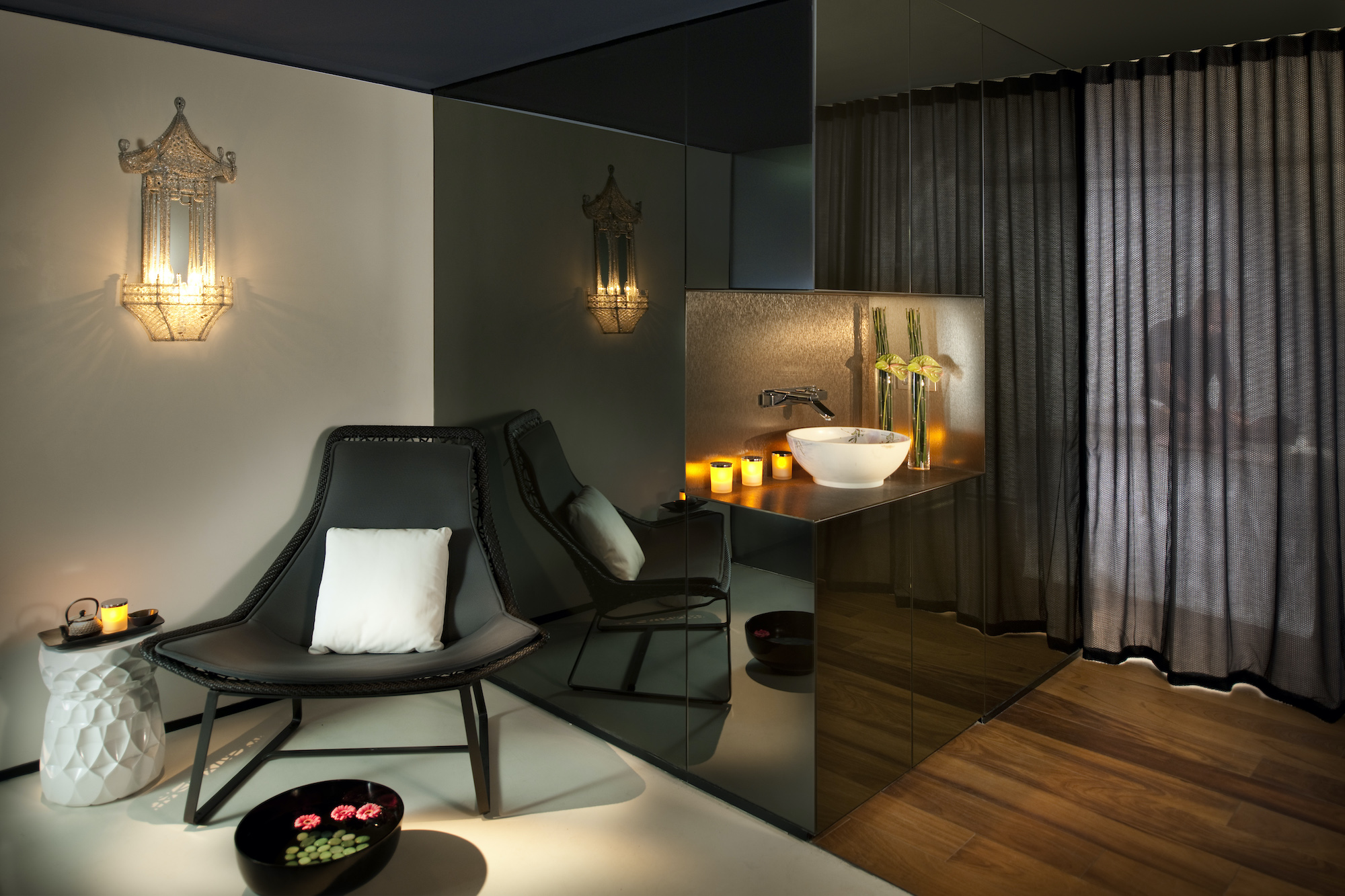 86.Mandarin Oriental Barcelona Spa Treatment Room