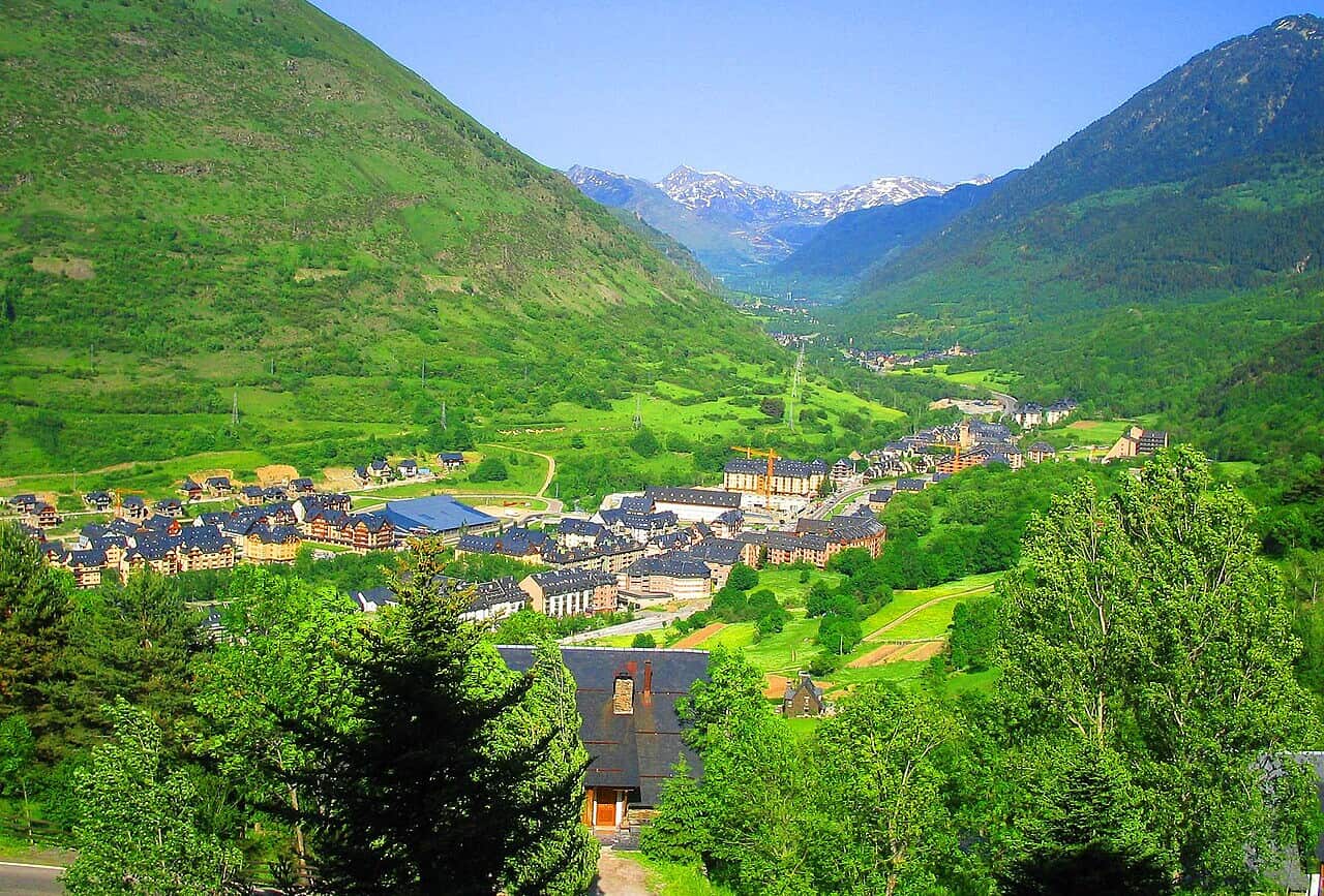 Vielha Val DAran panoramio