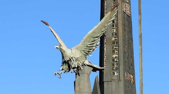 En Catalogne, un monument franquiste crée la discorde 3 Equinox Barcelone Tortosa