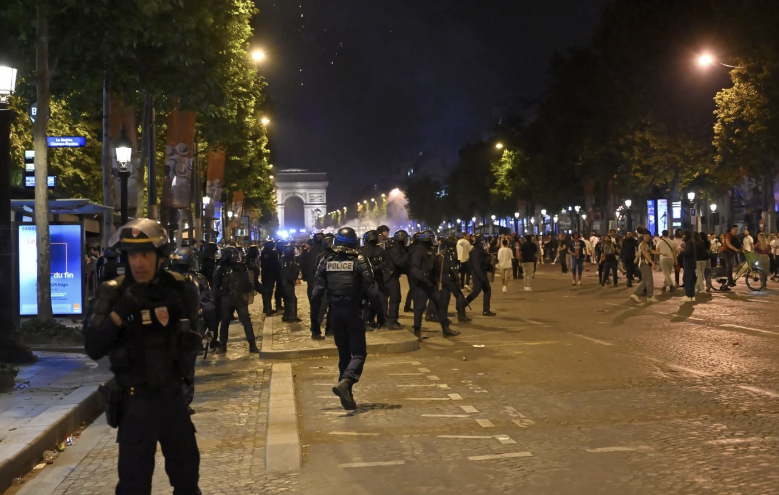 Equinox Barcelone emeutes
