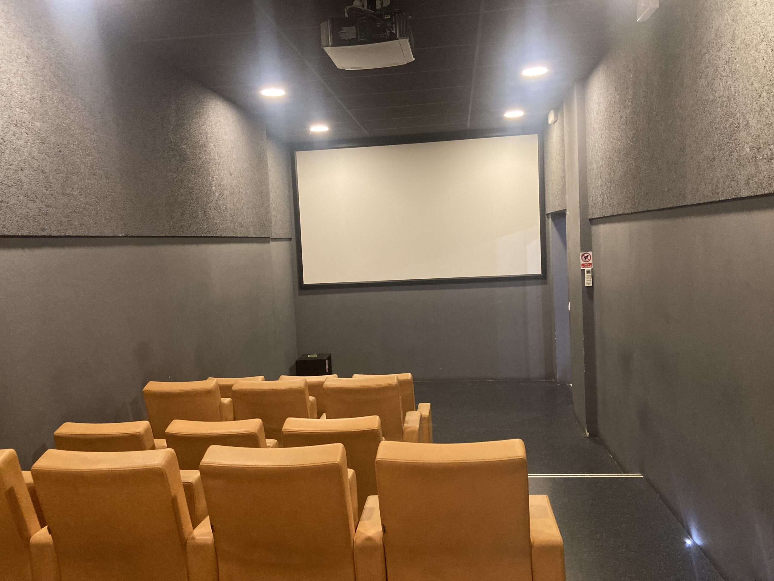 Equinox Barcelone videoclub