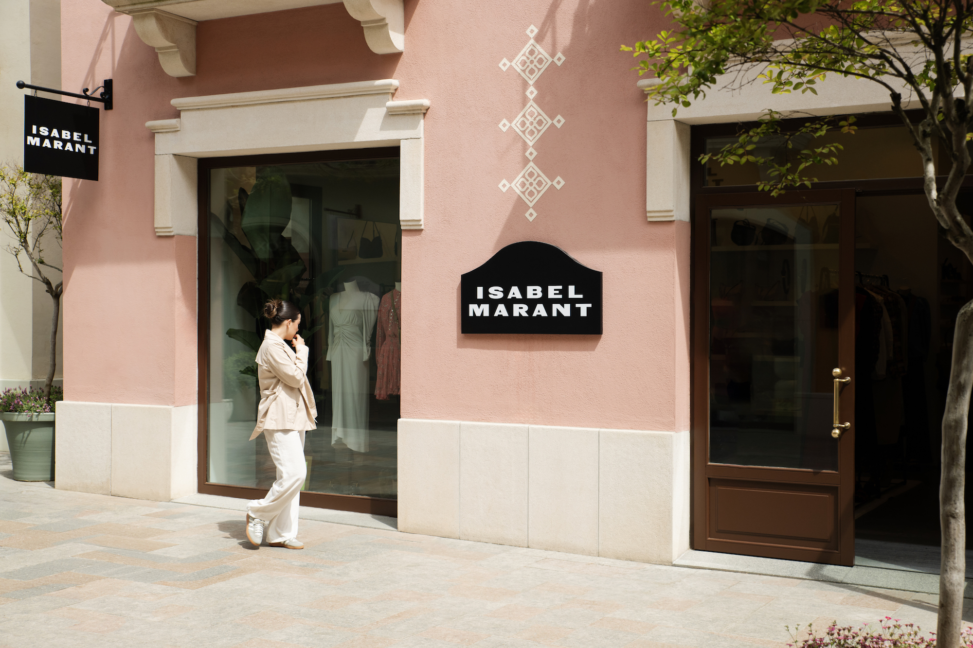 la roca village boutique