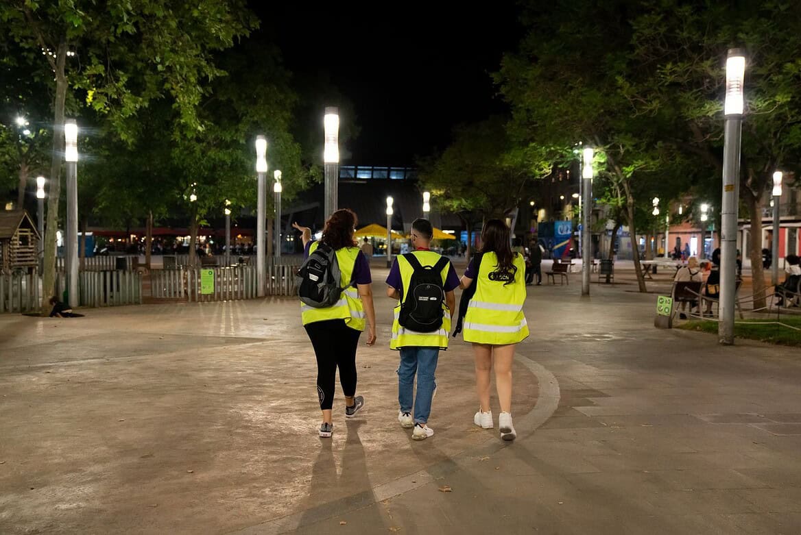 agents civiques nuit barcelone