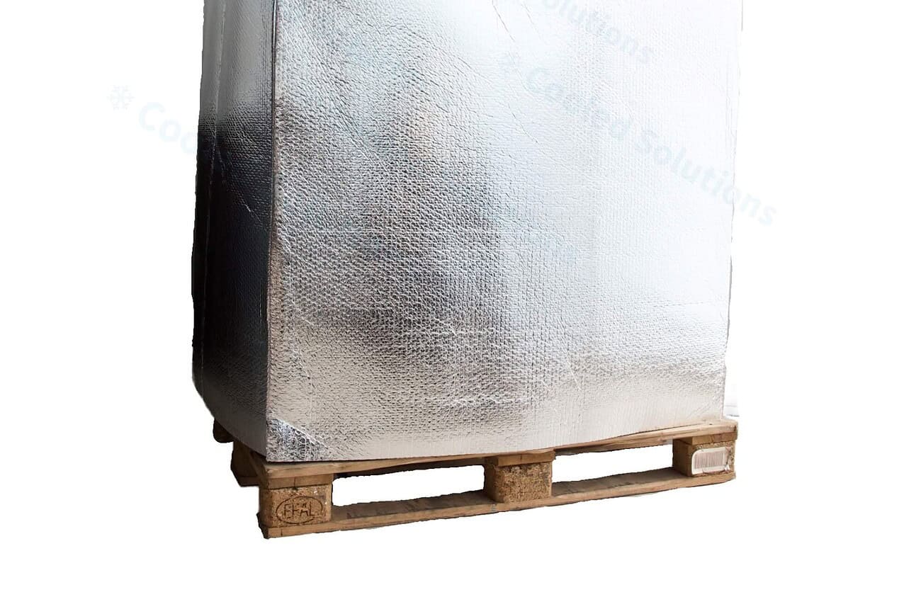 Housse isotherme robuste pour palettes industrielles.