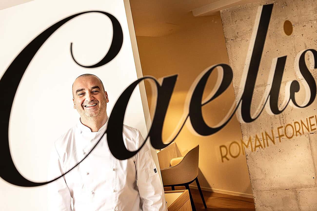 Le chef français Romain Fornell rempile pour une étoile au Guide Michelin Espagne 3 Chef Romain Fornell, célèbre chef français, rempile pour une étoile au Guide Michelin en Espagne, illustrant son excellence culinaire et son engagement envers la gastronomie de haut niveau.