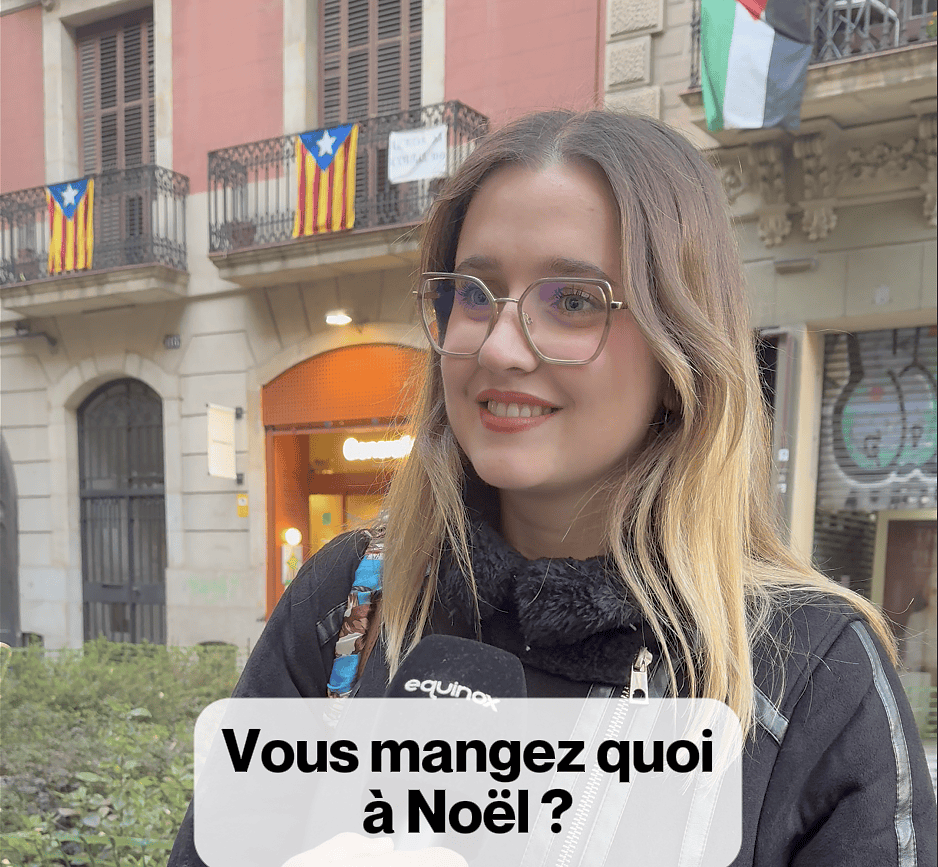 Jeune femme interviewée dans la rue, posant la question "Vous mangez quoi à Noël ?" pour une vidéo sur les traditions culinaires catalanes pendant Noël.