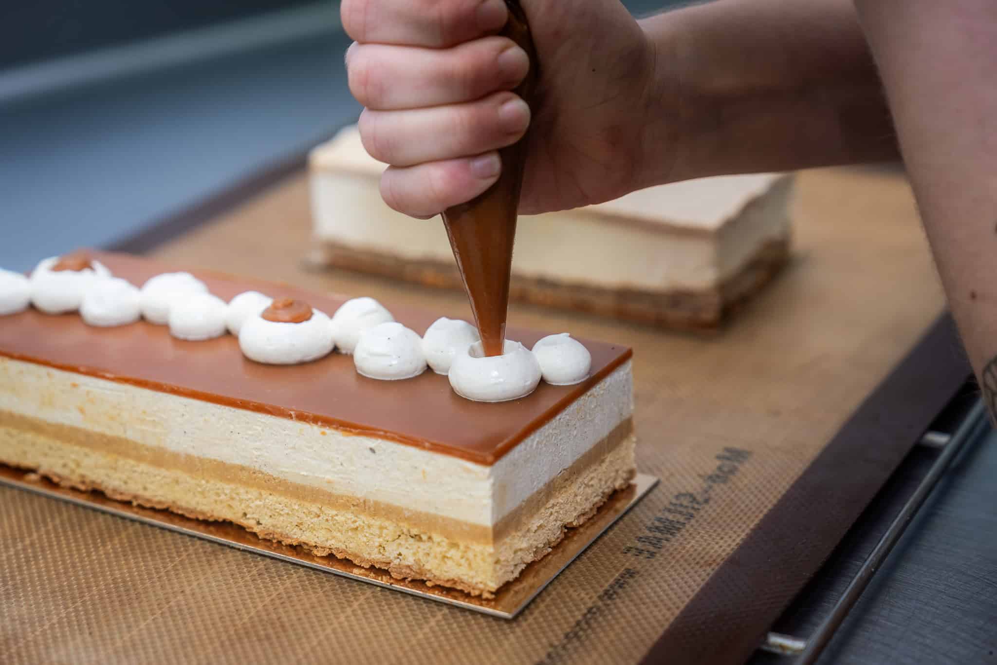 À Barcelone, Le Pain d’Éric & Benjamin dévoile ses bûches de Noël et galettes des rois artisanales 10 Ericbenjamin boulangerie Keig Studio 14