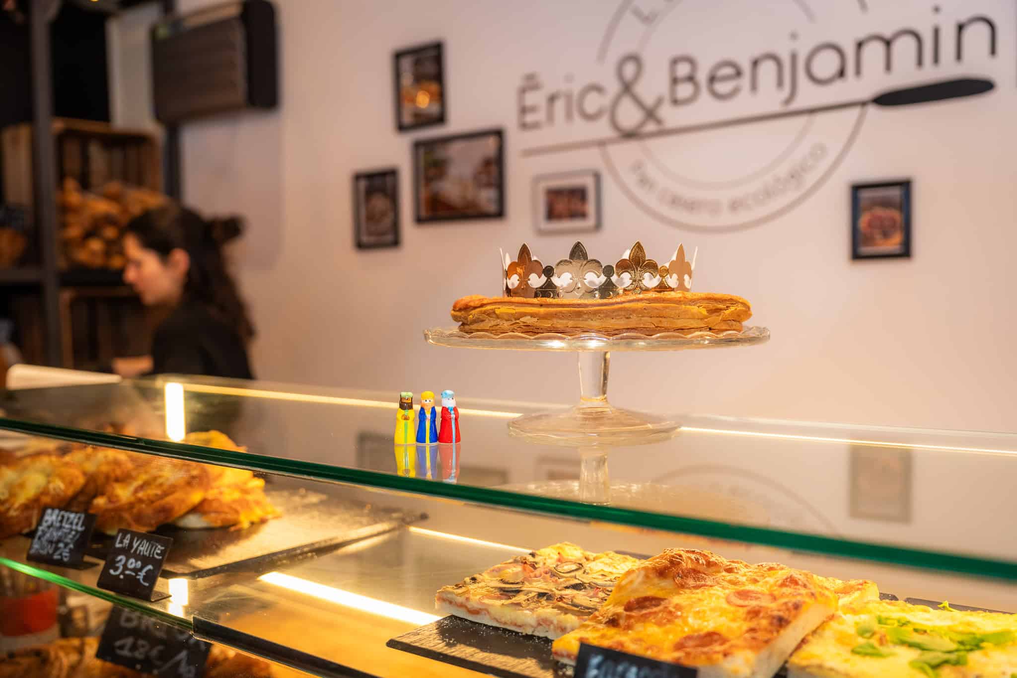 À Barcelone, Le Pain d’Éric & Benjamin dévoile ses bûches de Noël et galettes des rois artisanales 11 Ericbenjamin boulangerie Keig Studio 33
