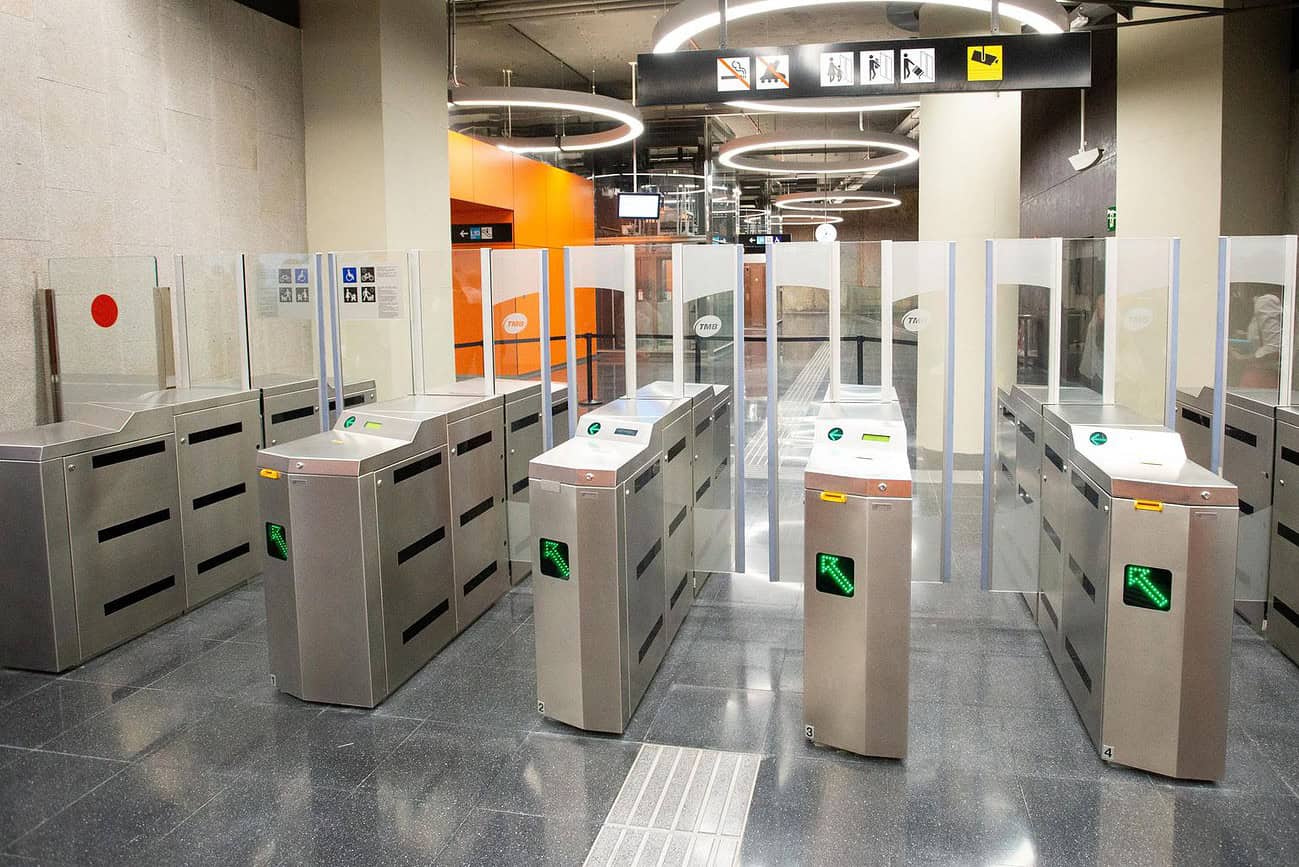 Transports à Barcelone : les abonnements restent à moitié prix, mais les billets augmentent 2 metro
