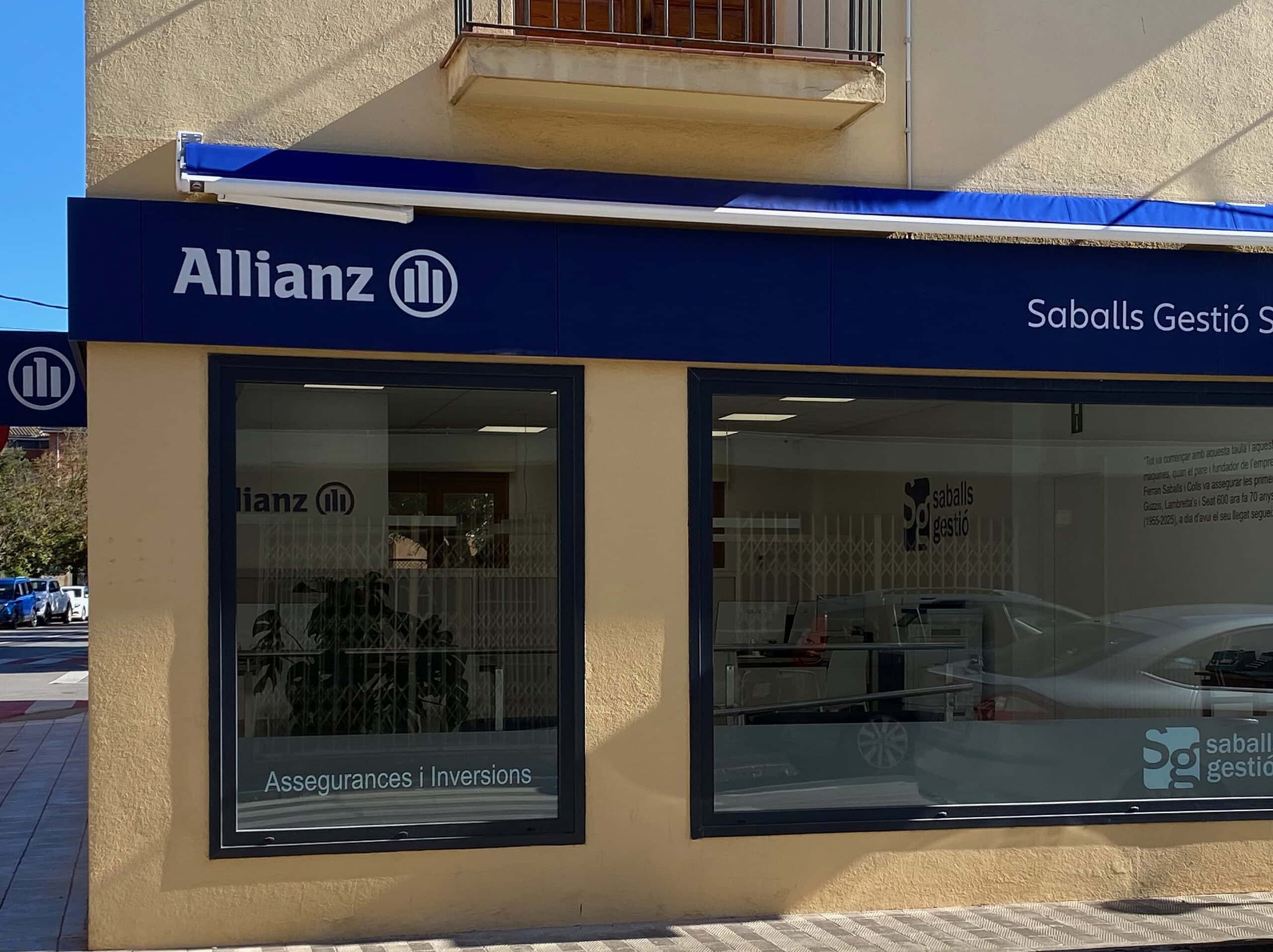 Assurances pour expatriés français à Barcelone : l’histoire d’une entreprise familiale depuis 1955 1 facade assurance allianz catalogne
