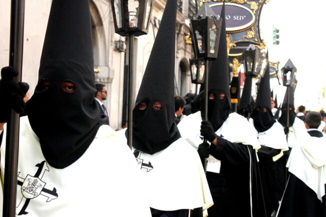 Equinox : toute l'actu de Barcelone et les bons plans de la ville 18 omarhaz procession 2236386 1920