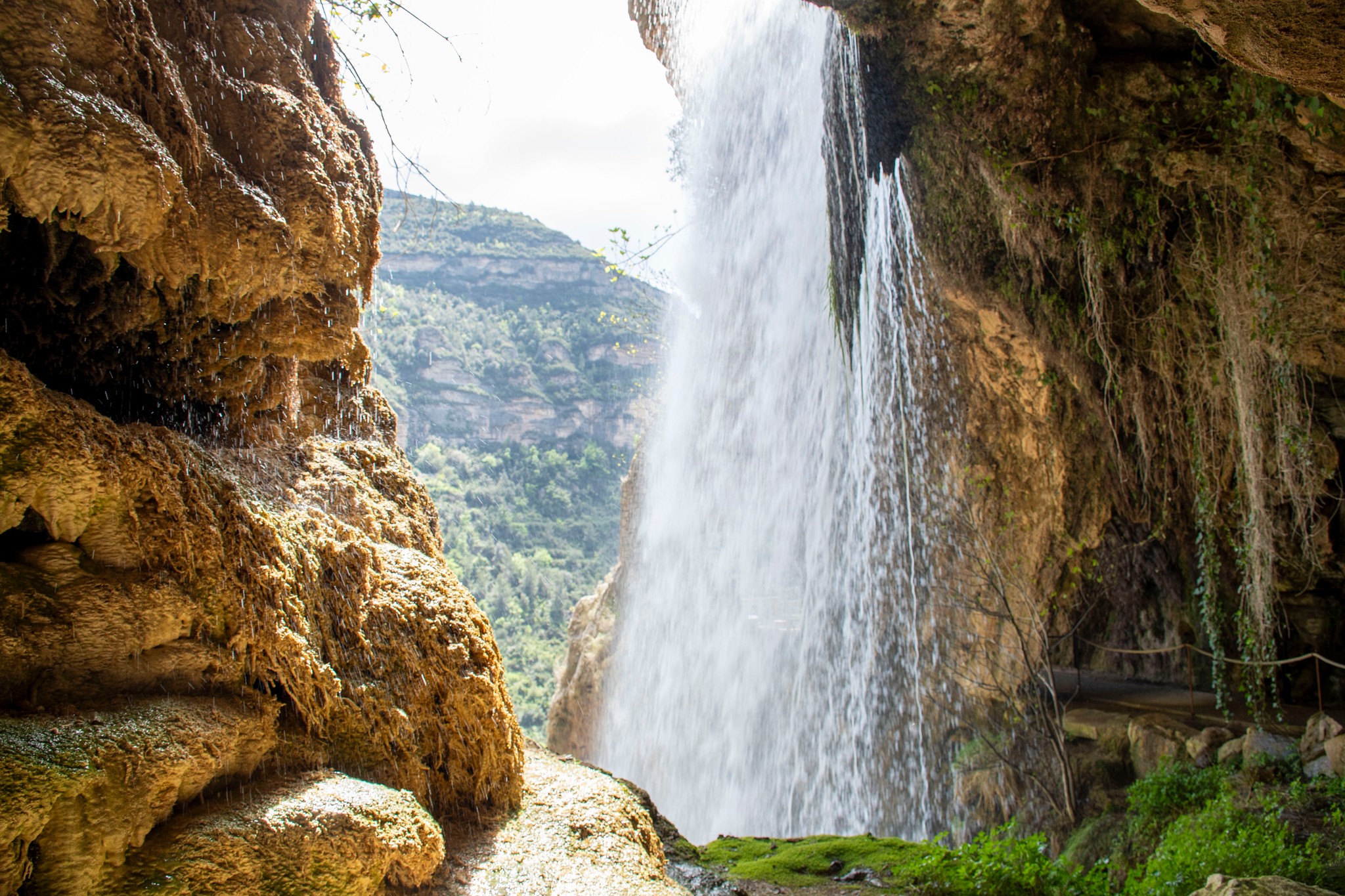 Sant Miquel del Fai : une balade entre cascade et monastère caché à 50 minutes de Barcelone 2 sant miquel de fai cascade
