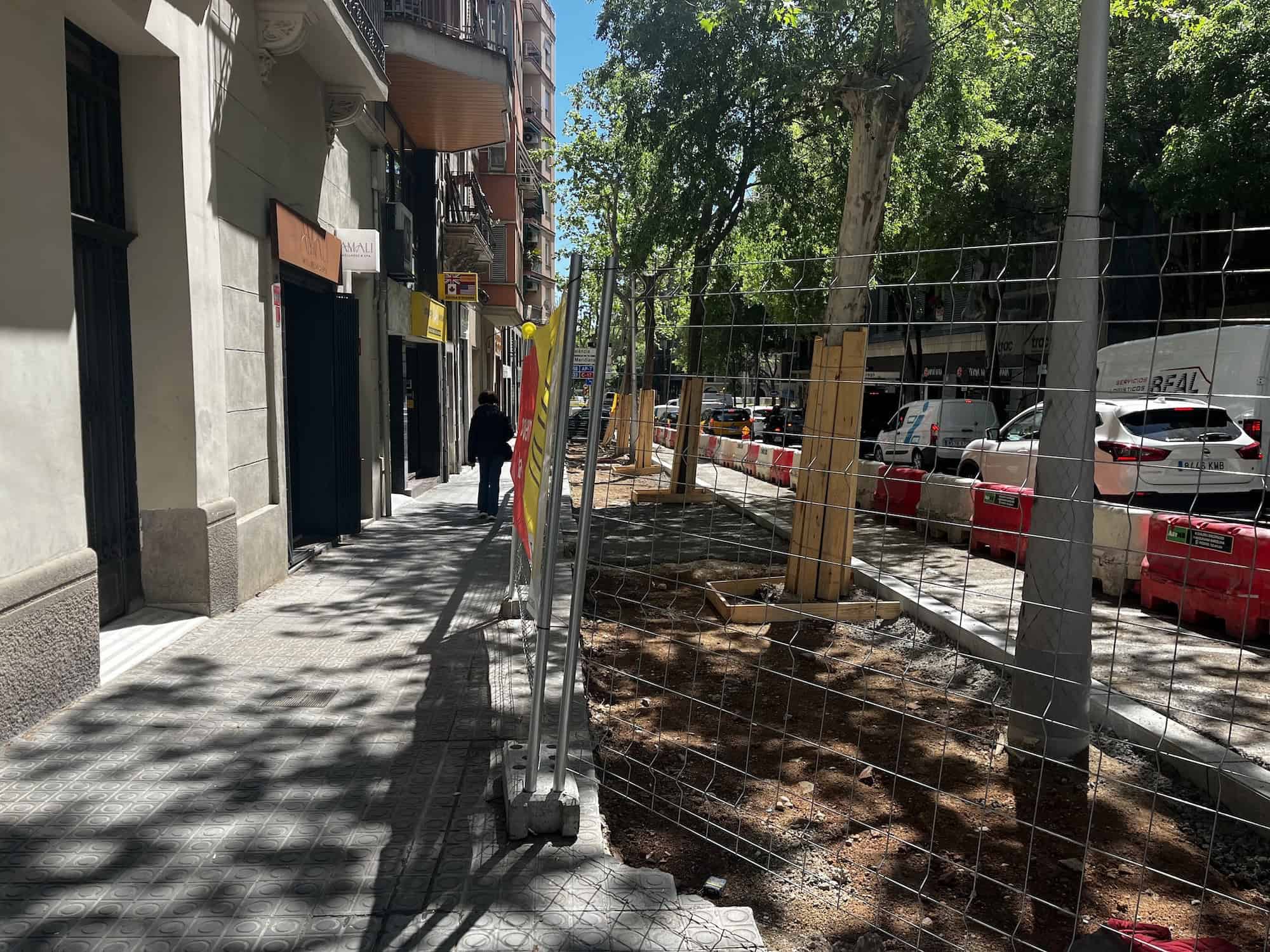 Le quartier de la Sagrada Familia en pleine rénovation avant la visite du Pape 1 travaux sagrada familia trottoirs