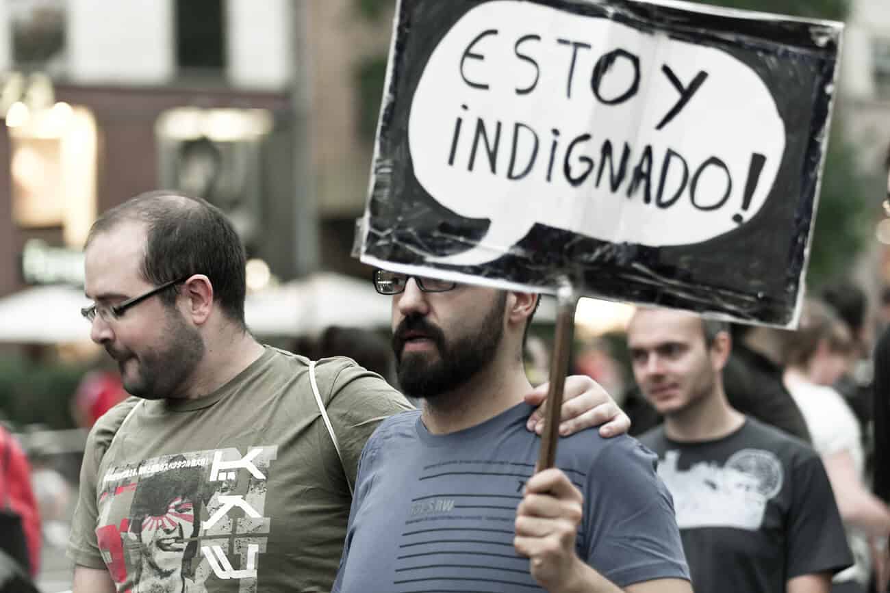 Quinze ans après les Indignés, l’empreinte durable d’une contestation historique 3 indignés 15M flickr Julien Lagarde