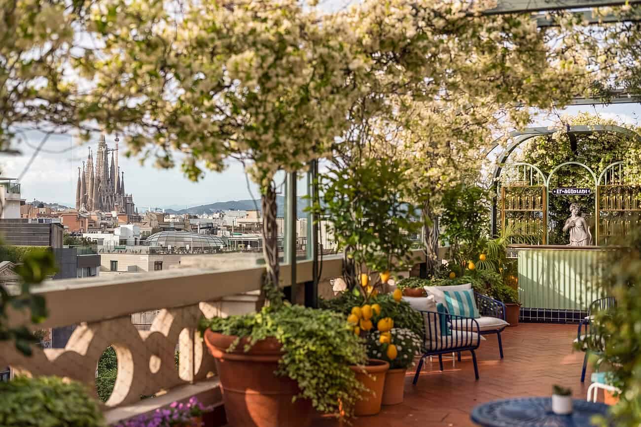 Gaudi Secret Garden by St Germain H6