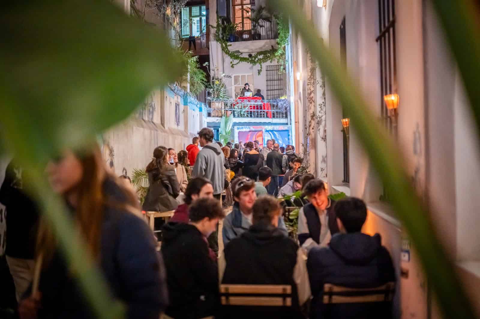 Que faire à Barcelone le week-end du 15 au 17 mai 2 nuit des musees banksy
