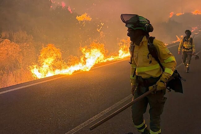 pompiers incendie andalousie