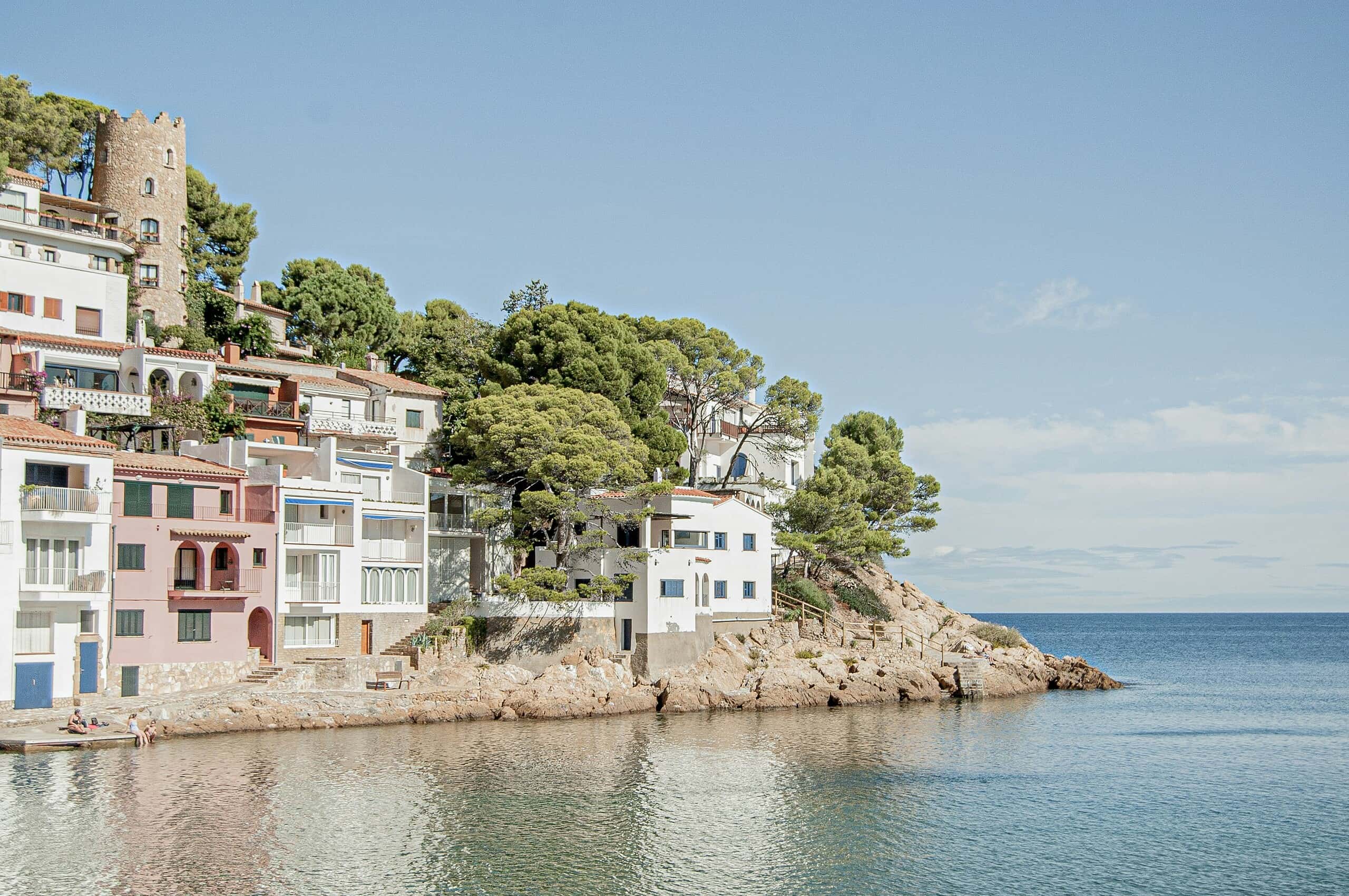Ces 10 coins de Catalogne qu’Instagram a fini par gâcher 6 ferran feixas HhNIcz7TwLc unsplash scaled